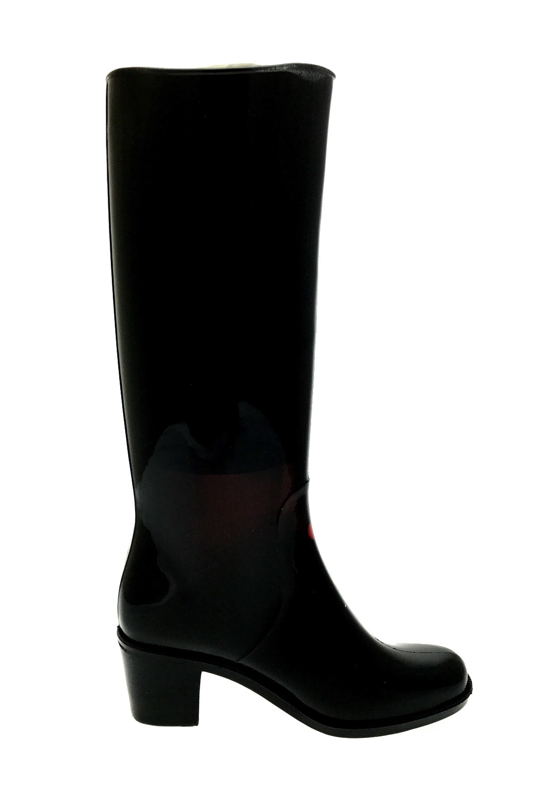 High heeled wellies Who Said:high_heel::high_heel::high_heel: by Lady In The RedShoes Thx 4 Visiting 16 5 a poodle does not look nice after all the dry weather we have been having.